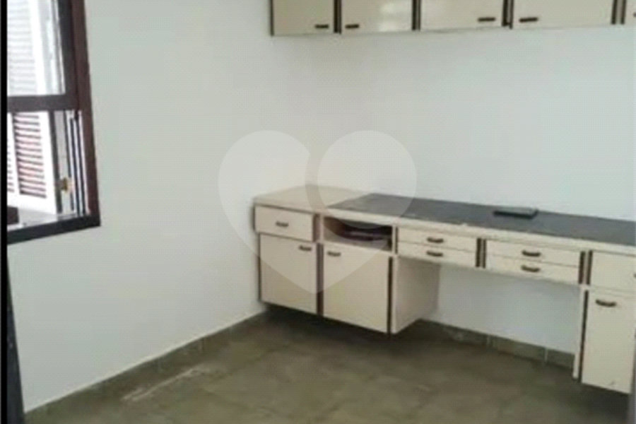 Sobrado à venda com 4 quartos, sendo 1 suíte, em Tremembé, São Paulo, SP