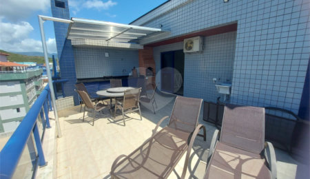Cobertura à venda com 3 quartos, sendo 2 suítes,  em Praia Grande, Ubatuba, SP