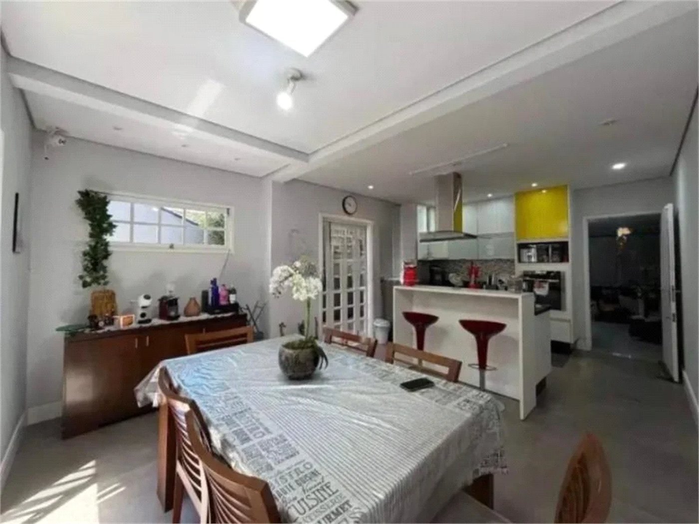 Sobrado à venda com 3 quartos, sendo 1 suíte, em Brooklin Paulista, São Paulo, SP
