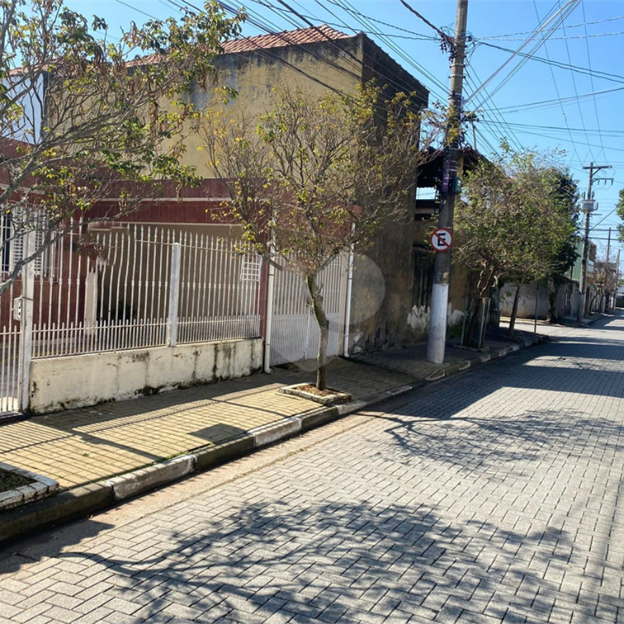 Casa Térrea à venda com 2 quartos em Vila Acoreana, Poá, SP