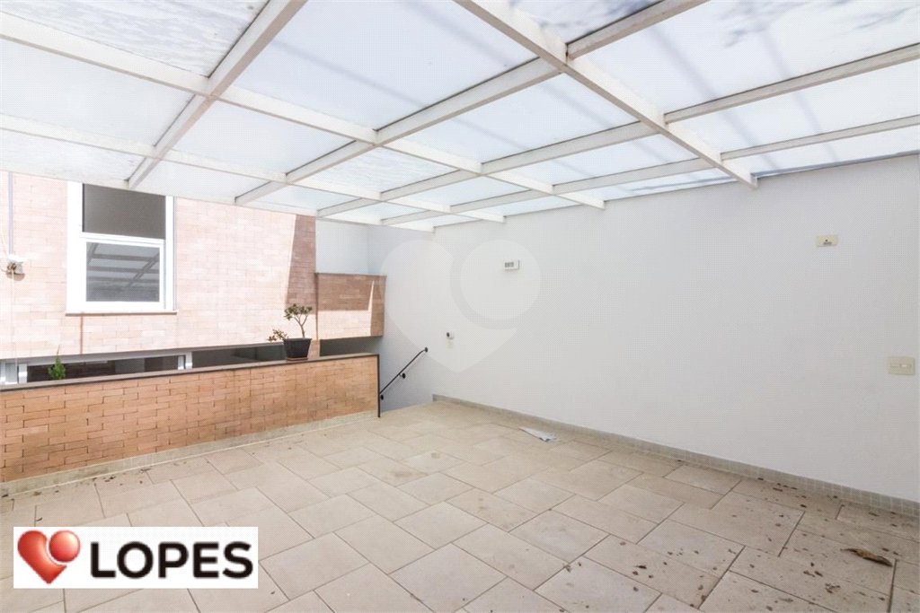 Casa à venda com 3 suítes em Santana, São Paulo, SP