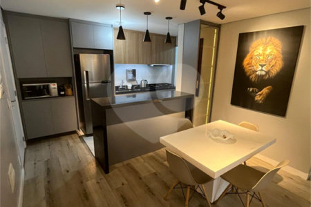 Apartamento à venda com 3 quartos, sendo 1 suíte, em Alto da Boa Vista, São Paulo, SP