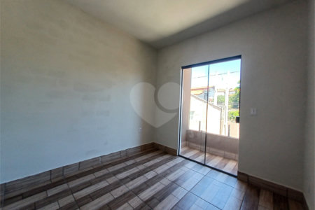 Sobrado à venda com 2 quartos em Vila Almeida, Sorocaba, SP