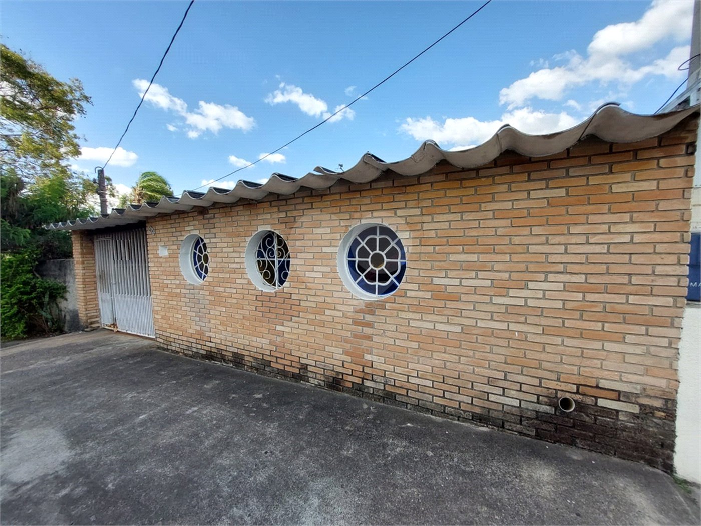 Casa à venda com 2 quartos, sendo 1 suíte, em Vila Barão, Sorocaba, SP