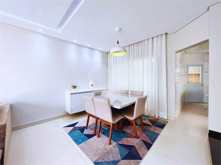 Sobrado à venda com 3 quartos, sendo 1 suíte,  em Residencial Jardim Nathália, Sorocaba, SP