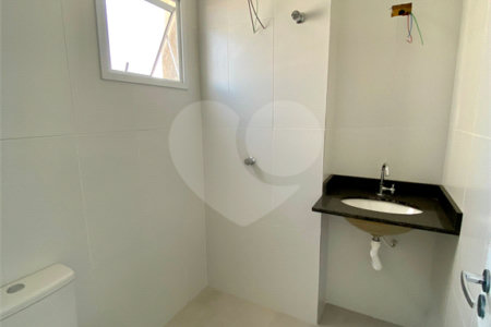 Apartamento à venda com 2 quartos, sendo 1 suíte, em Vila Galvão, Guarulhos, SP