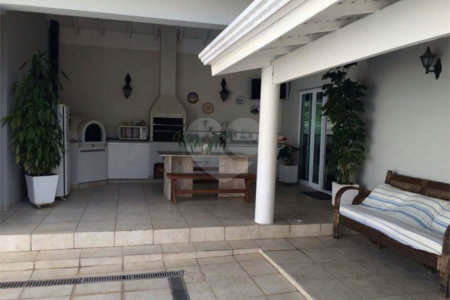 Casa à venda com 3 suítes no condomínio Residencial Jardim Paulista I, Vinhedo - SP