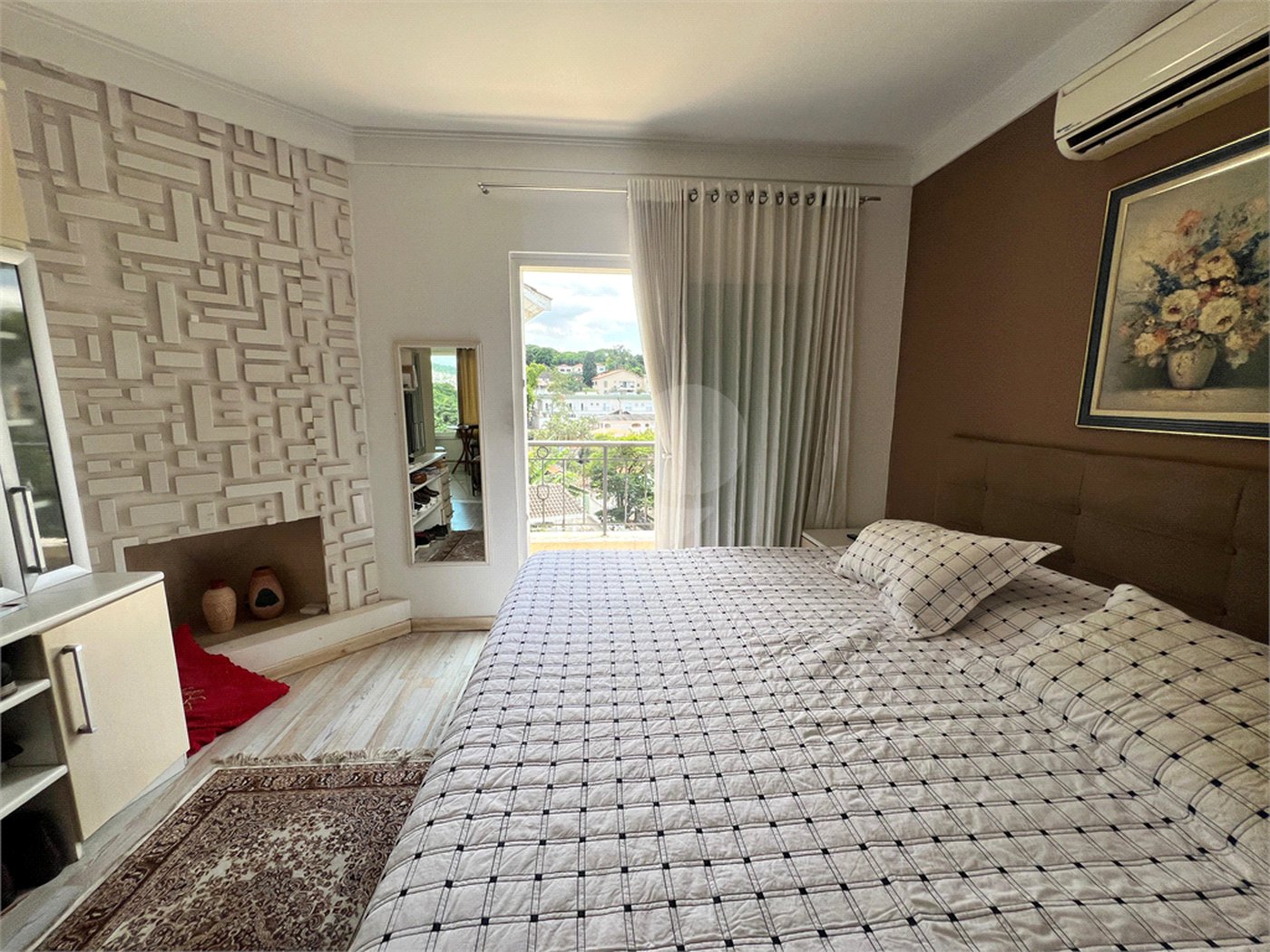 Casa à venda com 3 suítes no condomínio Quinta de Santo Antônio, São Paulo - SP