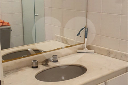 Apartamento à venda com 4 quartos, sendo 2 suítes, em Vila Mariana, São Paulo, SP