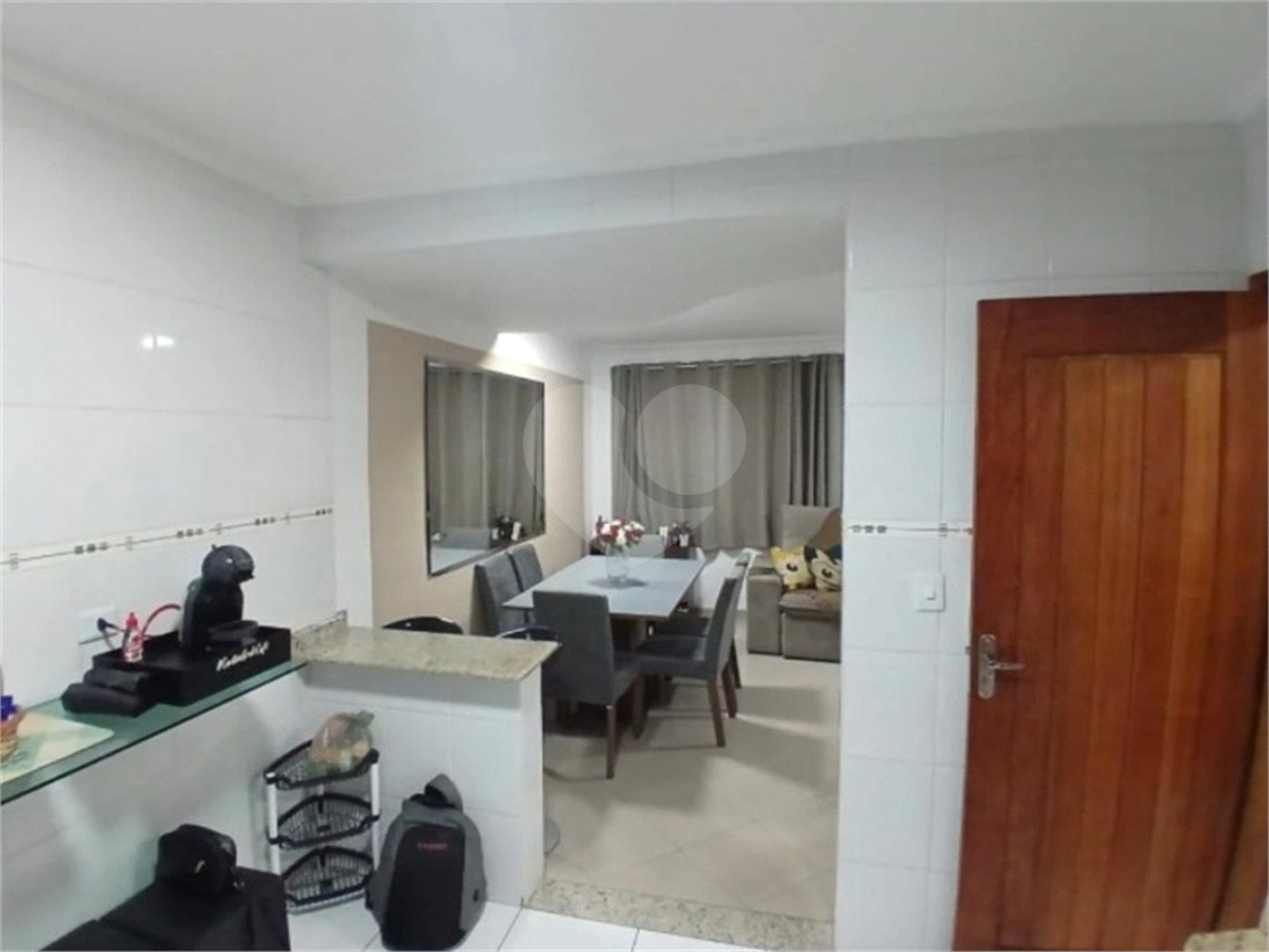 Casa à venda com 3 quartos, sendo 1 suíte, no condomínio Residencial Doutor Emanuel Dias, São Paulo - SP