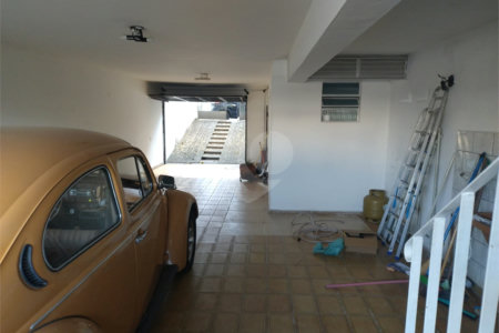 Sobrado à venda com 3 quartos, sendo 1 suíte, em Chácara Inglesa, São Paulo, SP