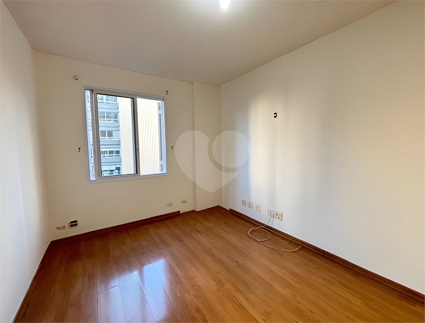 Apartamento à venda com 3 quartos, sendo 1 suíte, em Cerqueira César, São Paulo, SP