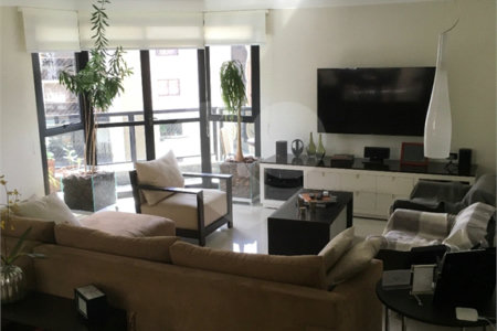Apartamento à venda com 3 suítes em Vila Gomes Cardim, São Paulo, SP