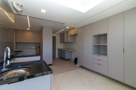 Apartamento à venda ou para alugar com 3 suítes em Jardim Morumbi, São Paulo, SP