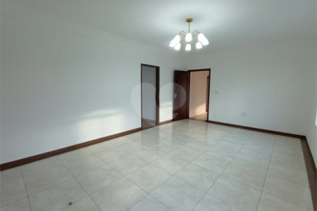 Casa à venda com 2 quartos no Centro, Itapetininga, SP
