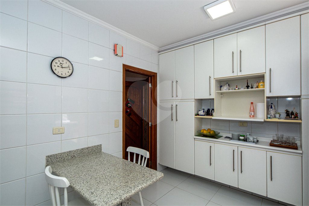 Casa à venda com 3 quartos, sendo 1 suíte, em Campo Belo, São Paulo, SP