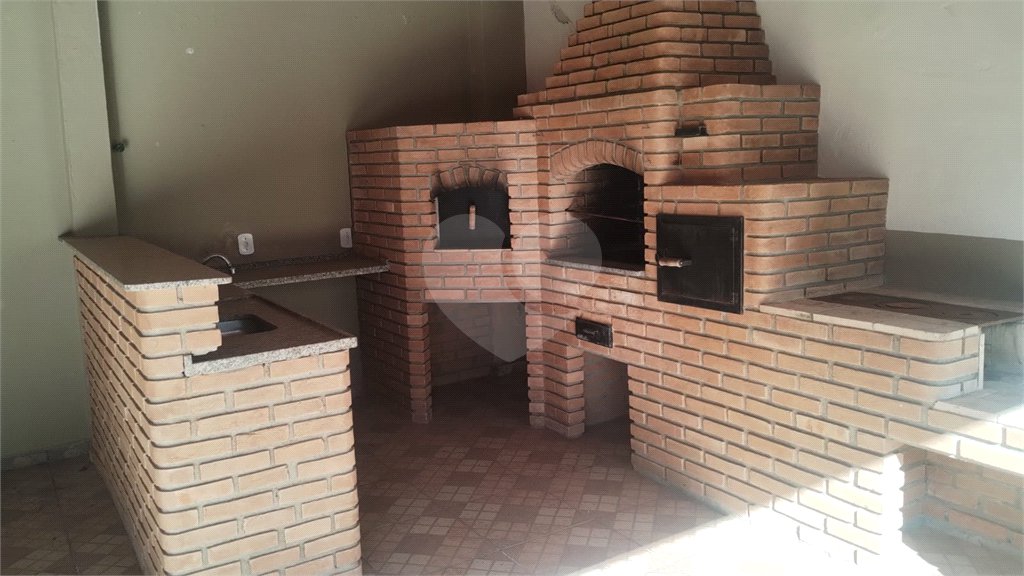Sobrado à venda com 4 quartos, sendo 2 suítes,  em Vila Oliveira, Mogi das Cruzes, SP