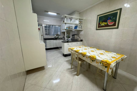 Casa à venda com 3 quartos, sendo 1 suíte,  em Jardim Imperador, Guarulhos, SP