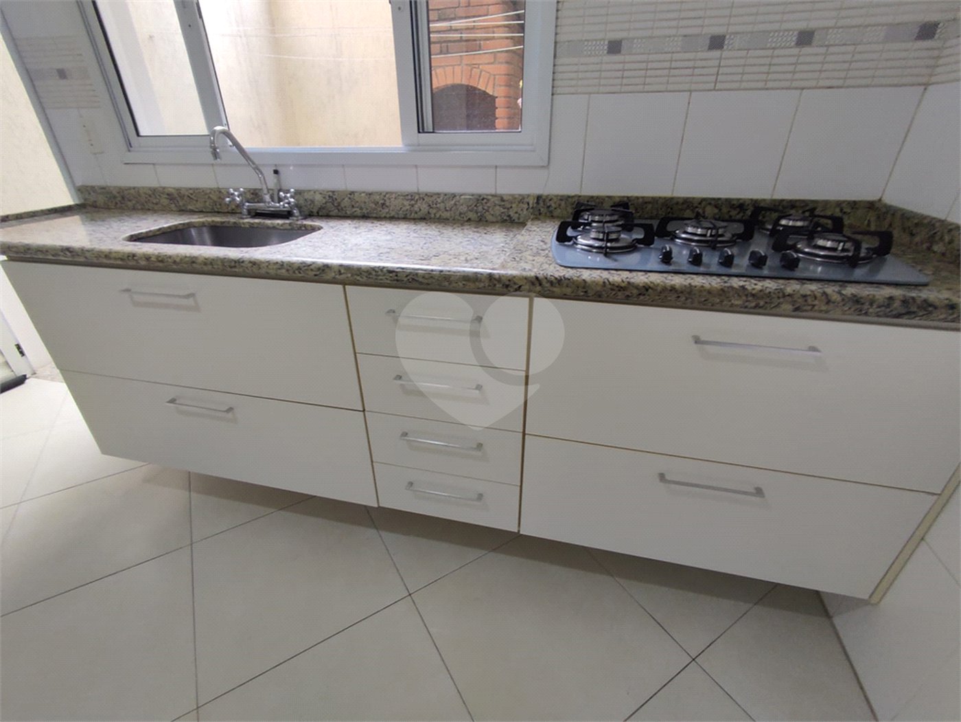 Sobrado à venda com 3 suítes em Vila Mazzei, São Paulo, SP
