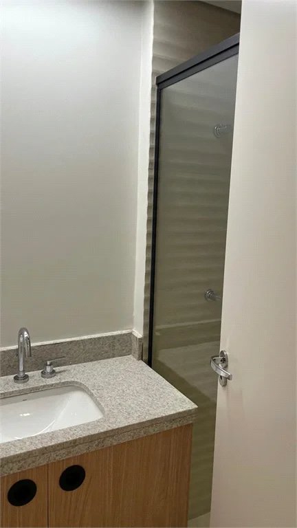 Apartamento à venda ou para alugar com 2 suítes em Pinheiros, São Paulo, SP