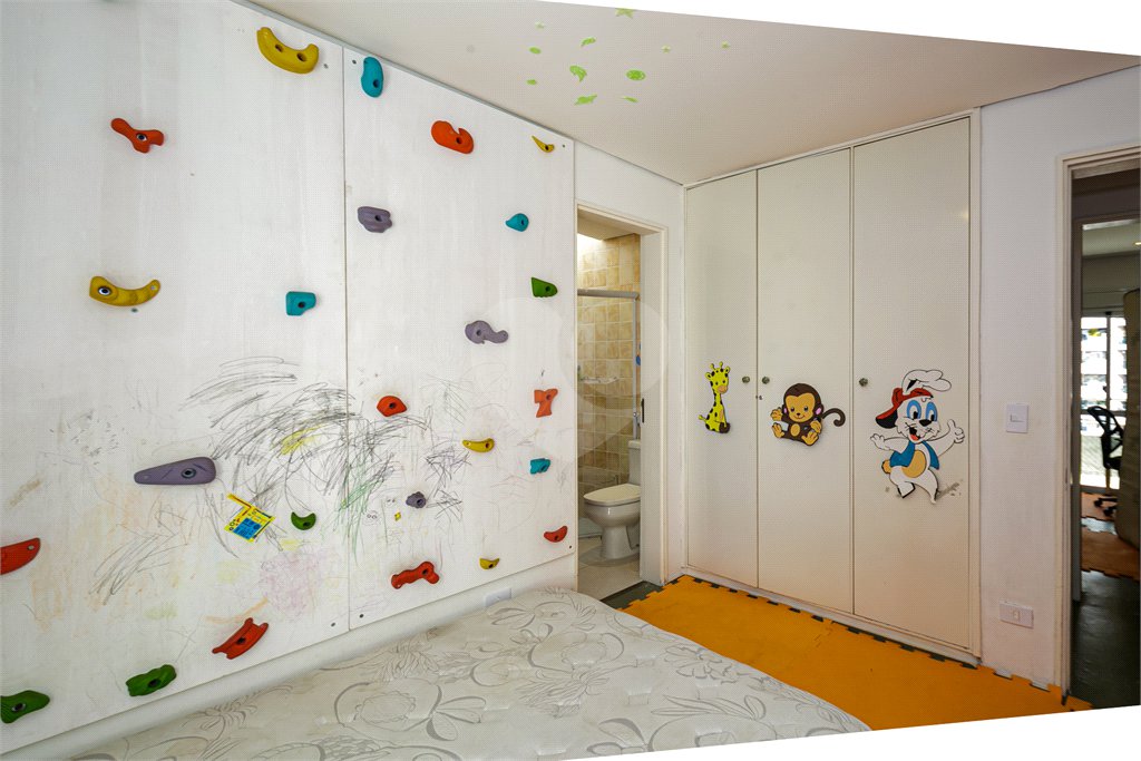 Apartamento à venda com 3 suítes em Morumbi, São Paulo, SP