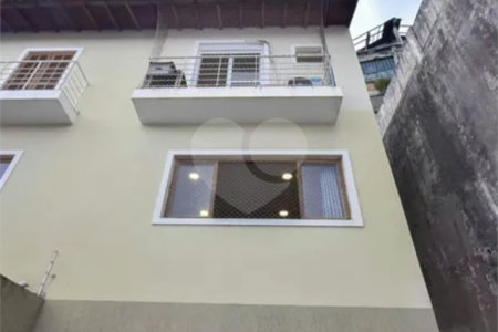 Sobrado à venda com 3 quartos, sendo 1 suíte, em Vila Morse, São Paulo, SP
