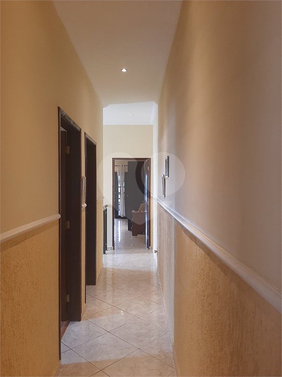 Casa à venda com 3 quartos, sendo 1 suíte,  em Residencial Colinas, Mogi das Cruzes, SP