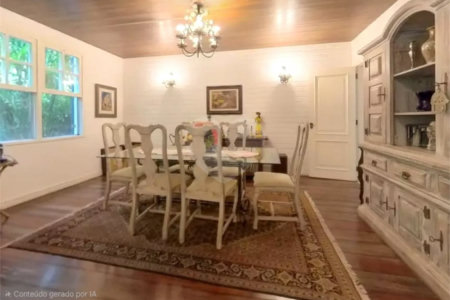 Casa à venda com 4 quartos, sendo 2 suítes,  em Jardim Botânico, Rio de Janeiro, RJ