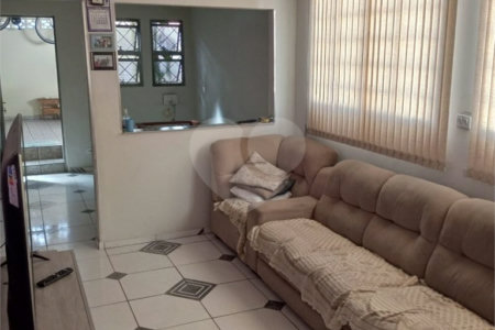 Casa de Vila à venda com 3 quartos em Jardim Santa Cruz, Salto, SP
