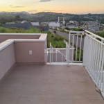 Casa à venda com 3 quartos, sendo 1 suíte, em Residencial Jardins da Catalunha, Atibaia, SP