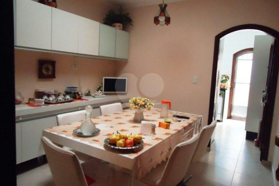 Sobrado à venda com 3 quartos, sendo 1 suíte, em Tremembé, São Paulo, SP