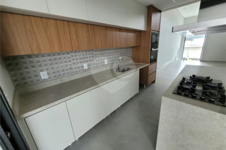 Casa à venda com 3 suítes no condomínio Sun Lake, Sorocaba - SP