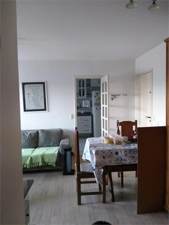 Apartamento à venda com 2 quartos em Vila Romana, São Paulo, SP