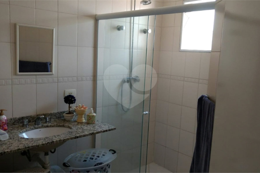 Casa à venda com 3 quartos, sendo 1 suíte, no condomínio Residencial Água Fria, São Paulo - SP