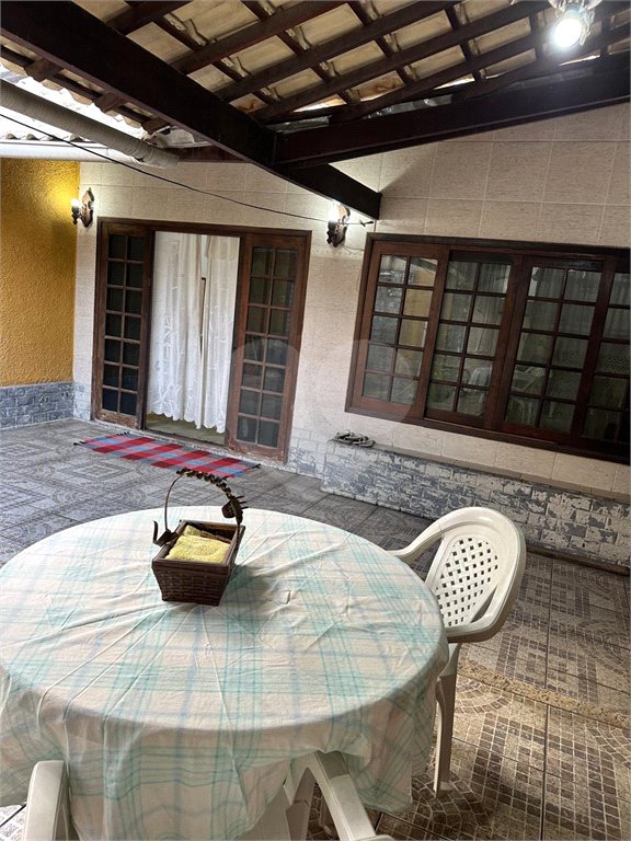 Casa à venda com 3 quartos em Santa Cruz, Rio de Janeiro, RJ