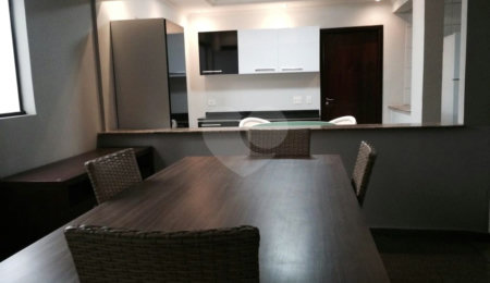 Sobrado à venda com 6 quartos, sendo 2 suítes,  em Santana, São Paulo, SP