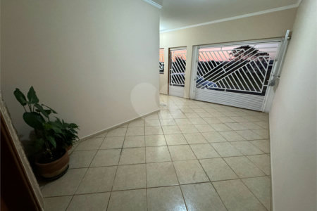 Casa à venda com 3 quartos, sendo 1 suíte, em Morada do Sol, Itapetininga, SP