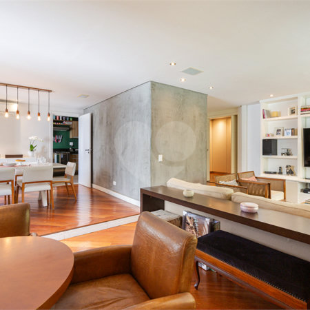 Apartamento à venda com 4 suítes em Itaim Bibi, São Paulo, SP
