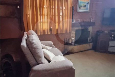 Casa à venda com 4 quartos, sendo 2 suítes, no condomínio Aruã Eco Park, Mogi das Cruzes - SP