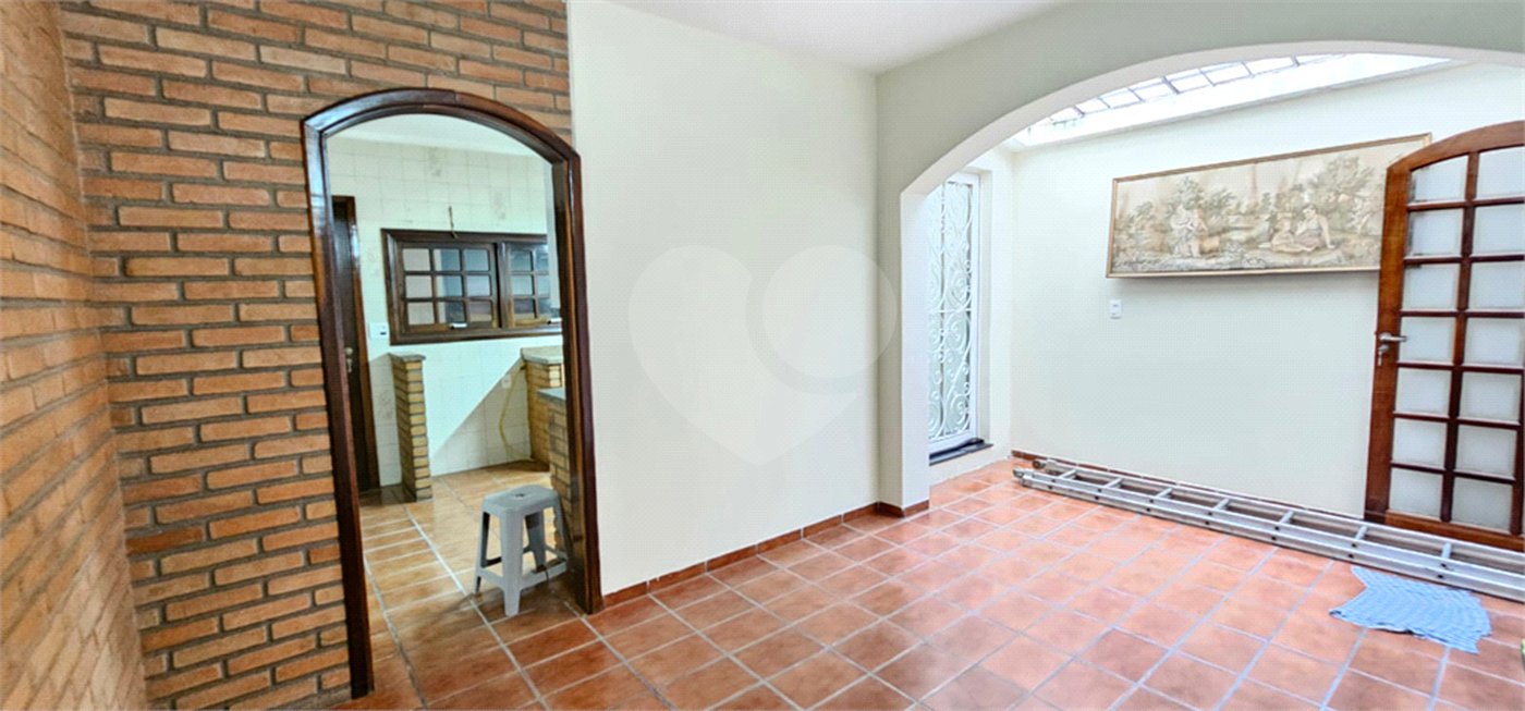 Sobrado à venda com 3 quartos, sendo 1 suíte,  em Jardim Humaitá, São Paulo, SP