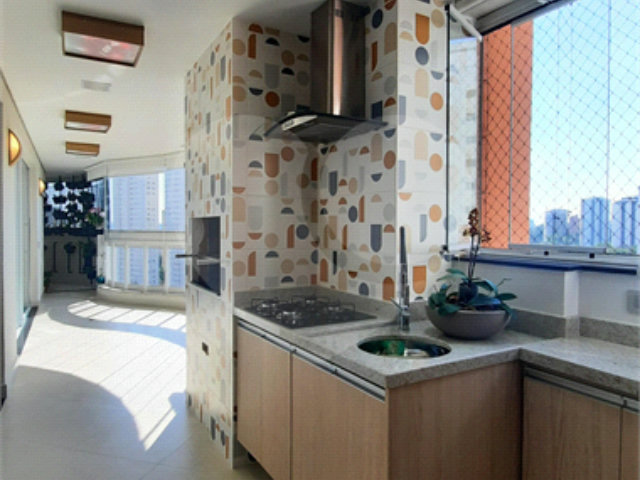 Apartamento à venda com 3 suítes em Jardim Marajoara, São Paulo, SP
