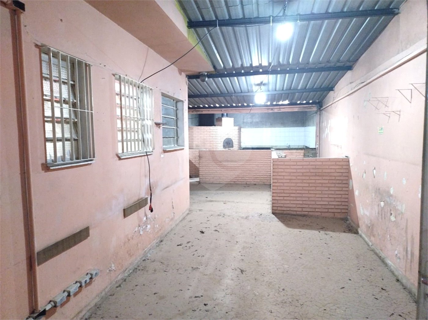 Casa Térrea à venda com 3 quartos em Vila Mariza Mazzei, São Paulo, SP