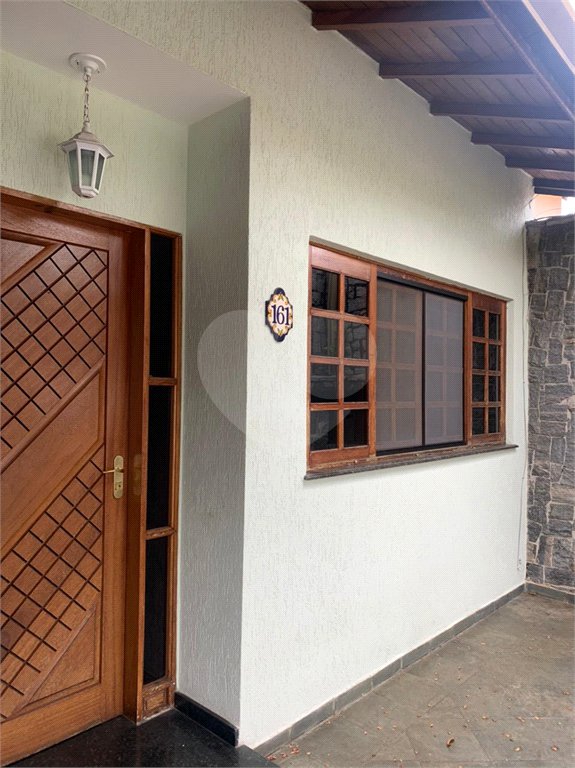 Casa à venda com 3 quartos, sendo 1 suíte, em Parque Santa Rosa, Suzano, SP