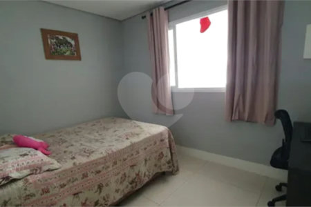 Casa à venda com 3 quartos em Parque Novo Horizonte, São José dos Campos, SP