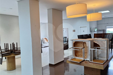 Apartamento à venda com 2 quartos em Jardim Esmeralda, São Paulo, SP