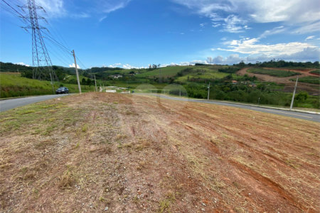Terreno à venda no condomínio Paradise Gardens I, Mogi das Cruzes - SP