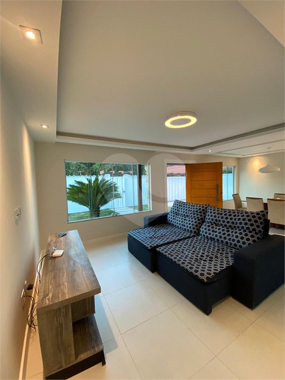 Casa à venda com 3 suítes em Caravelas, Armação dos Búzios, RJ