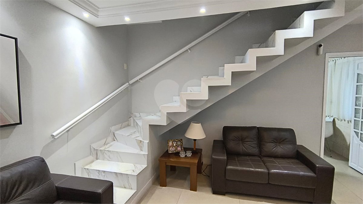 Sobrado à venda com 3 quartos, sendo 1 suíte, em Vila Medeiros, São Paulo, SP