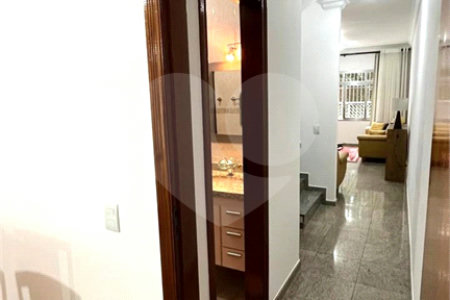 Sobrado à venda com 4 quartos, sendo 1 suíte, em Ipiranga, São Paulo, SP