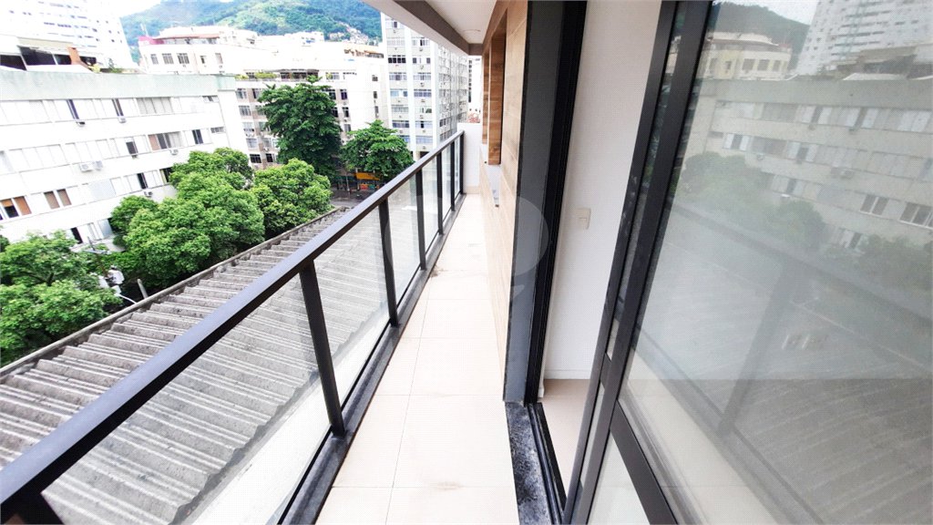 Cobertura à venda com 2 quartos, sendo 1 suíte,  em Tijuca, Rio de Janeiro, RJ